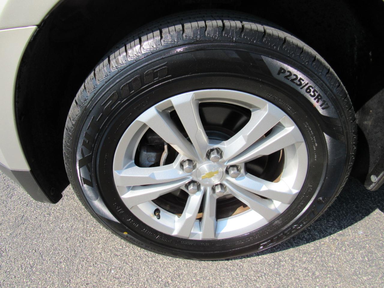 Chevrolet Equinox FWD 4dr LT w/1LT 2011