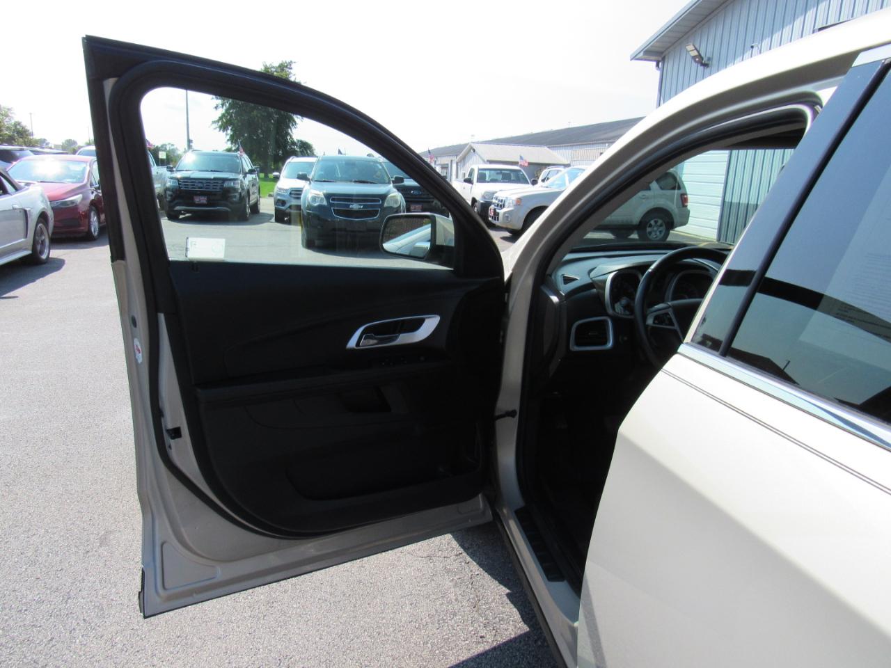 Chevrolet Equinox FWD 4dr LT w/1LT 2011