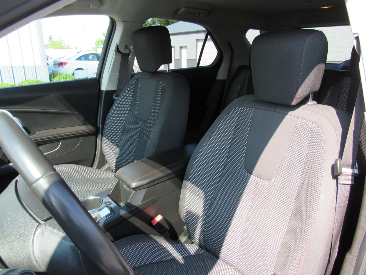 Chevrolet Equinox FWD 4dr LT w/1LT 2011