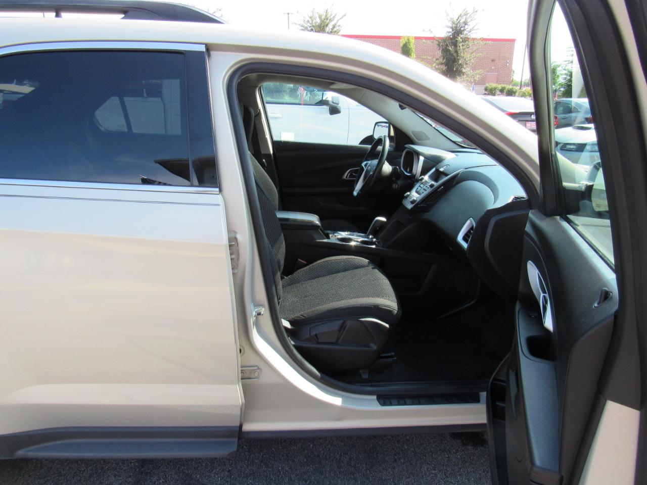 Chevrolet Equinox FWD 4dr LT w/1LT 2011