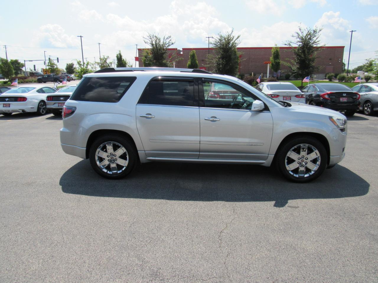 GMC Acadia AWD 4dr Denali 2015
