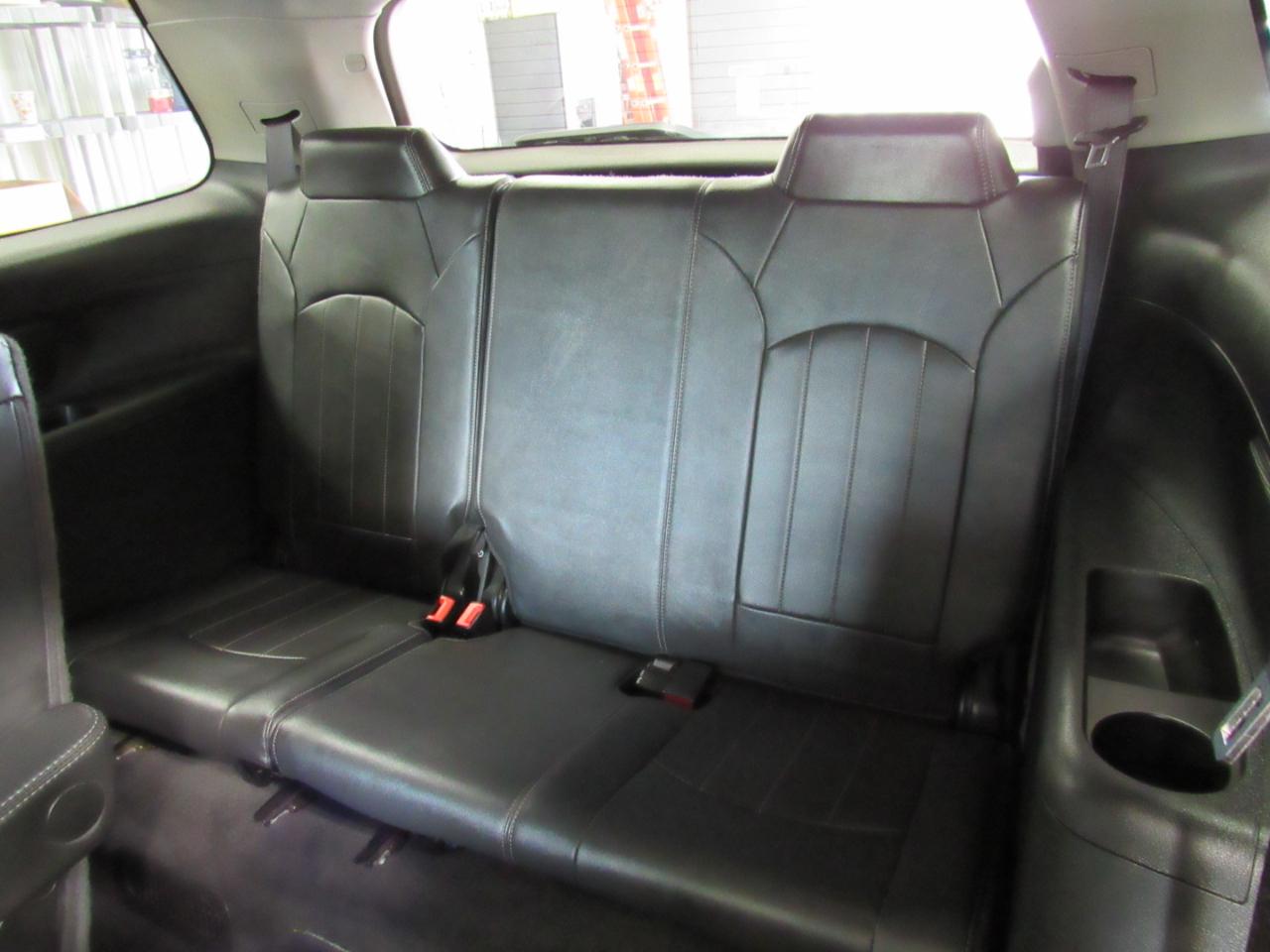 GMC Acadia AWD 4dr Denali 2015