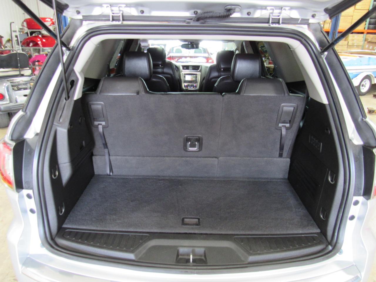 GMC Acadia AWD 4dr Denali 2015