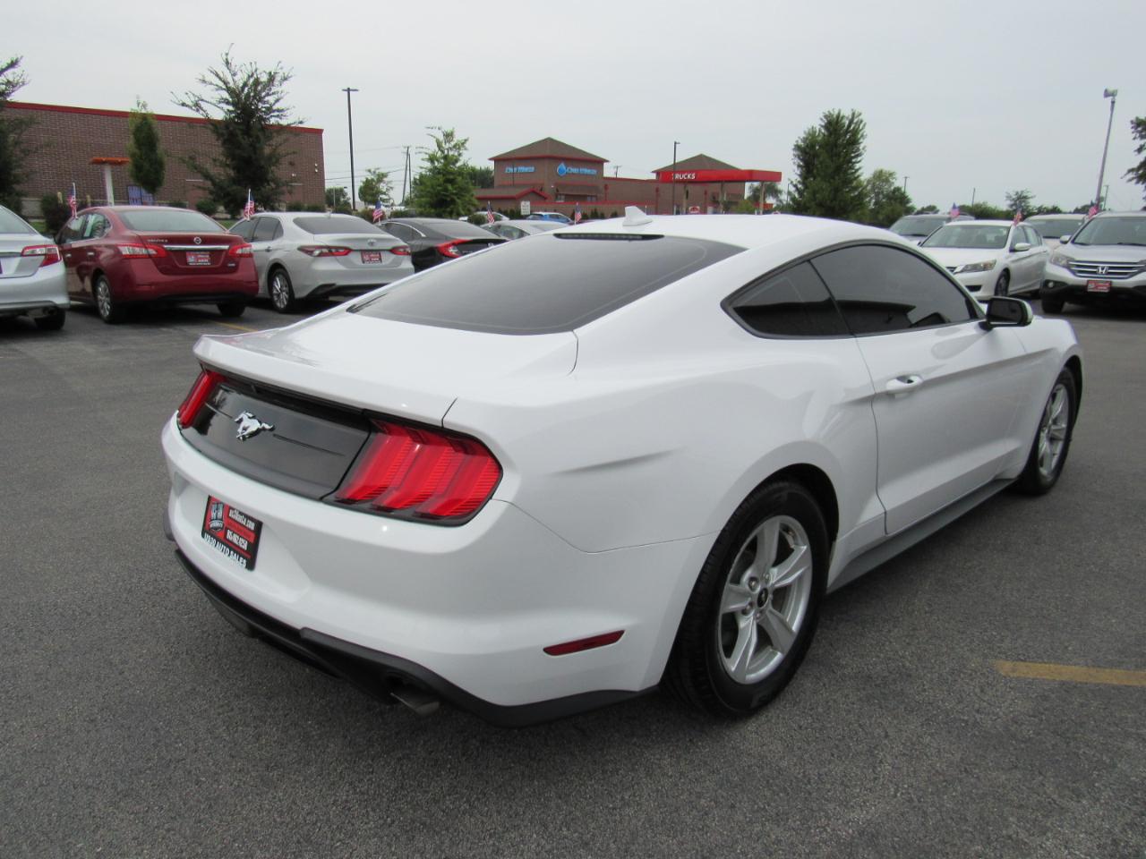 Ford Mustang EcoBoost Fastback 2020