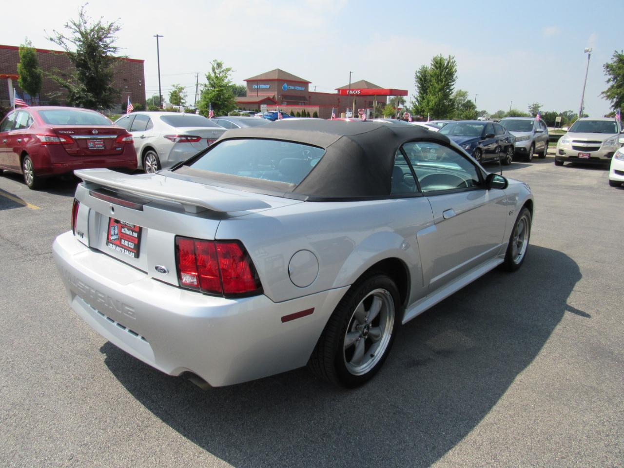 Ford Mustang 2dr Convertible GT Deluxe 2001