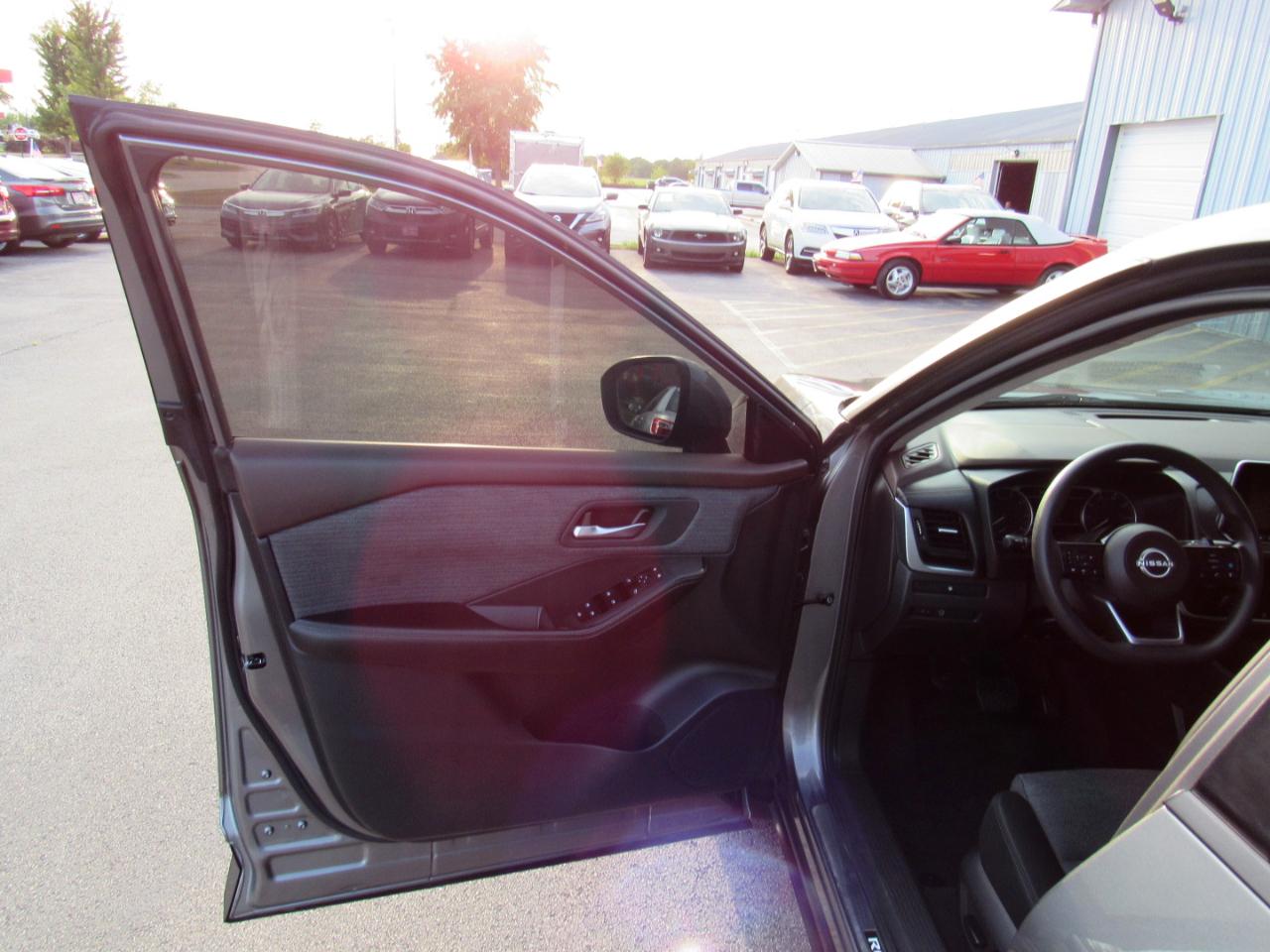 Nissan Rogue AWD SV 2023