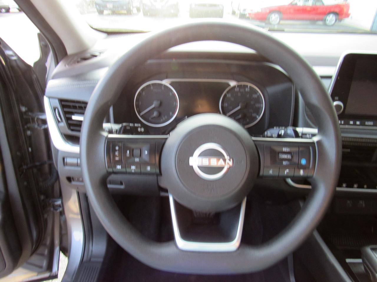 Nissan Rogue AWD SV 2023