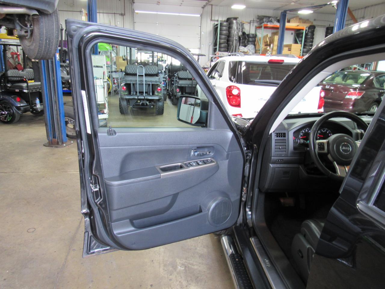 Jeep Liberty 4WD 4dr Limited Jet 2012