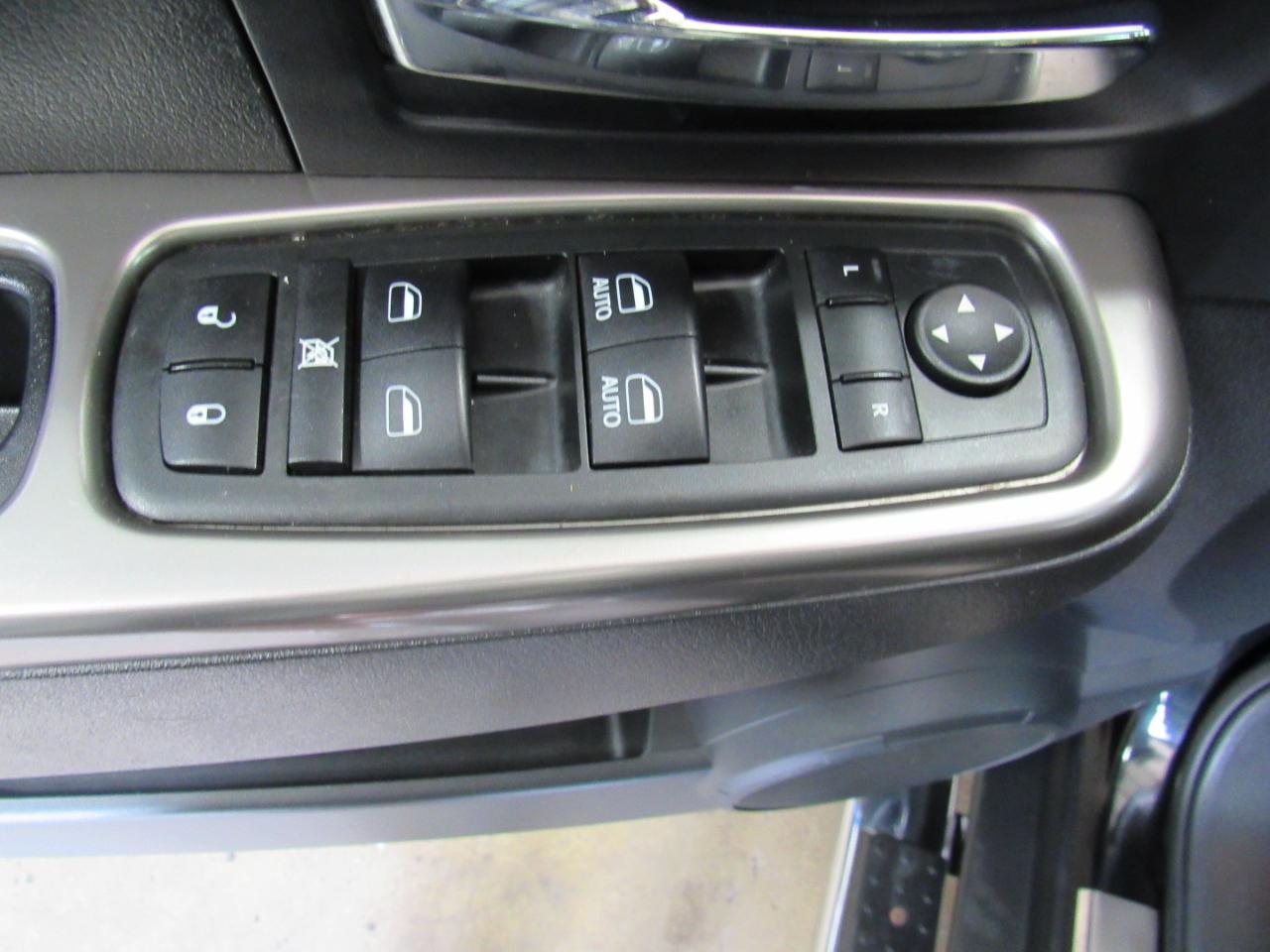 Jeep Liberty 4WD 4dr Limited Jet 2012