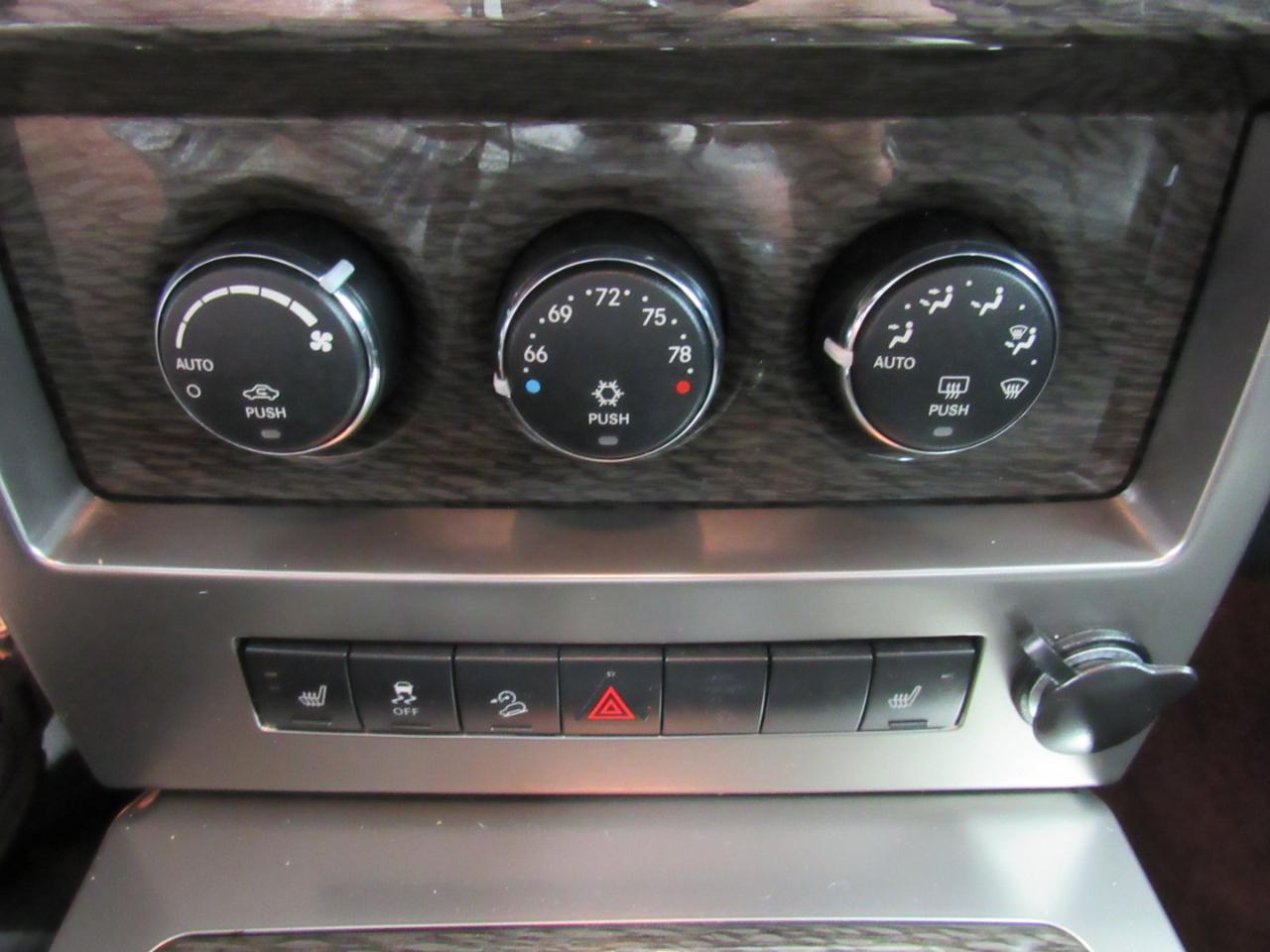 Jeep Liberty 4WD 4dr Limited Jet 2012