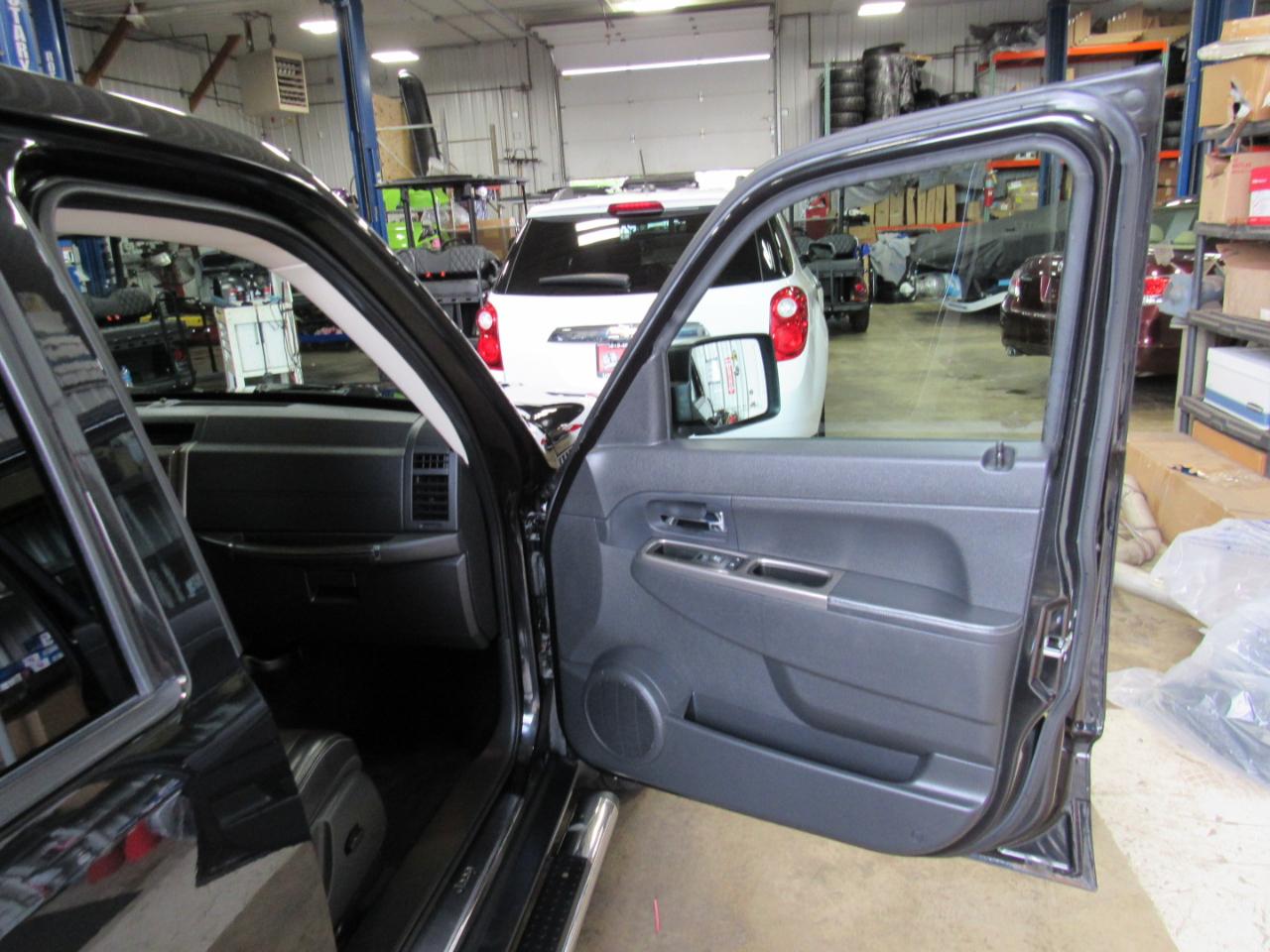 Jeep Liberty 4WD 4dr Limited Jet 2012