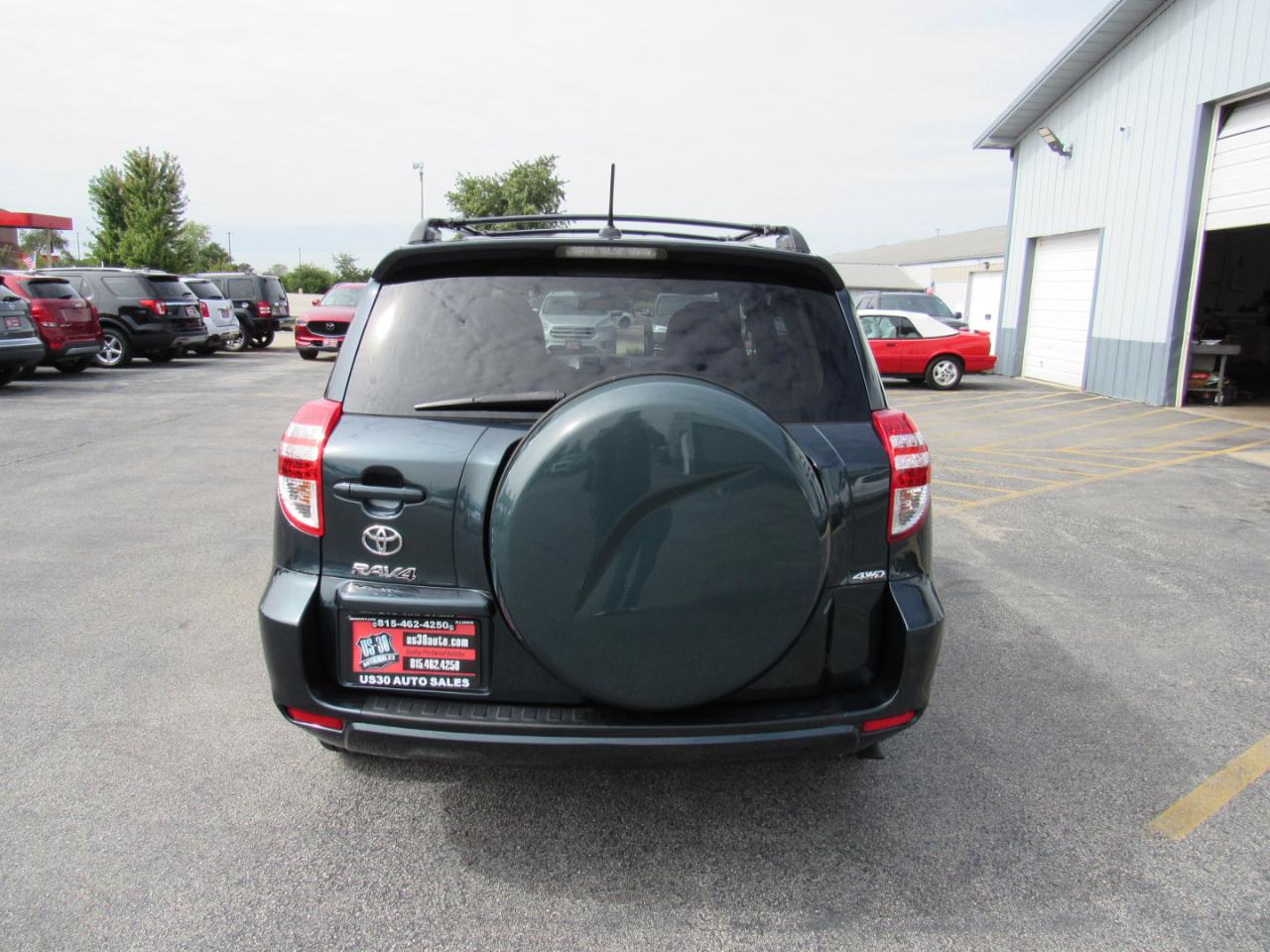 Toyota RAV4 4WD 4dr I4 (Natl) 2012