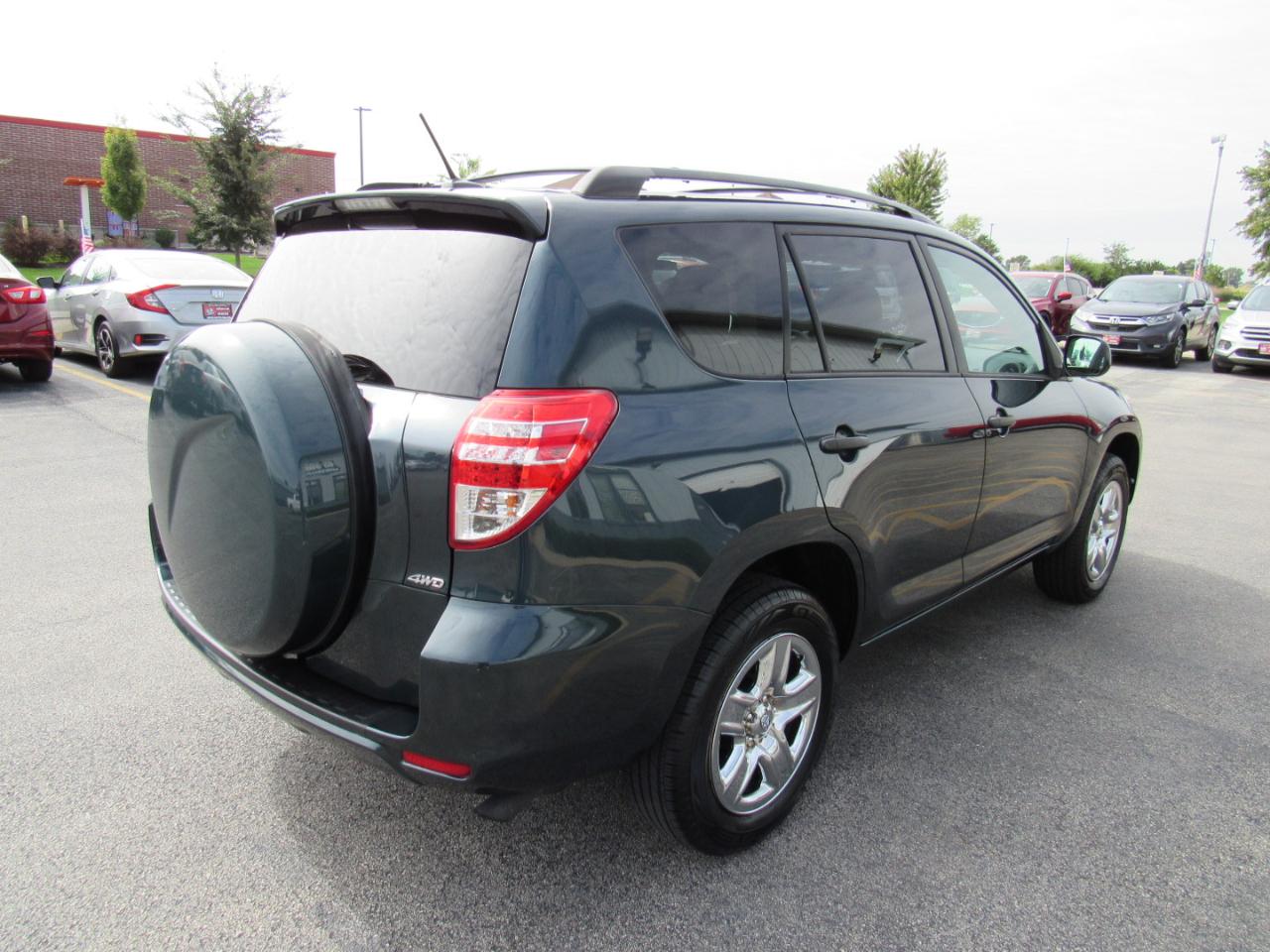 Toyota RAV4 4WD 4dr I4 (Natl) 2012