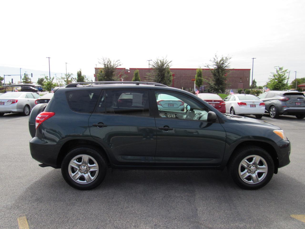 Toyota RAV4 4WD 4dr I4 (Natl) 2012