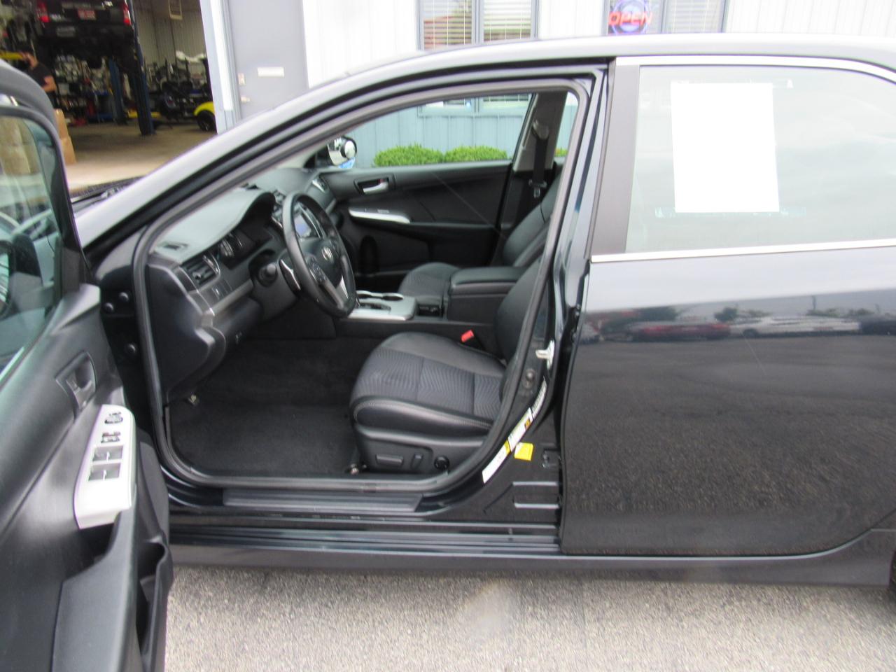 Toyota Camry 4dr Sdn I4 Auto SE Sport Limited Edition (Natl) 2012