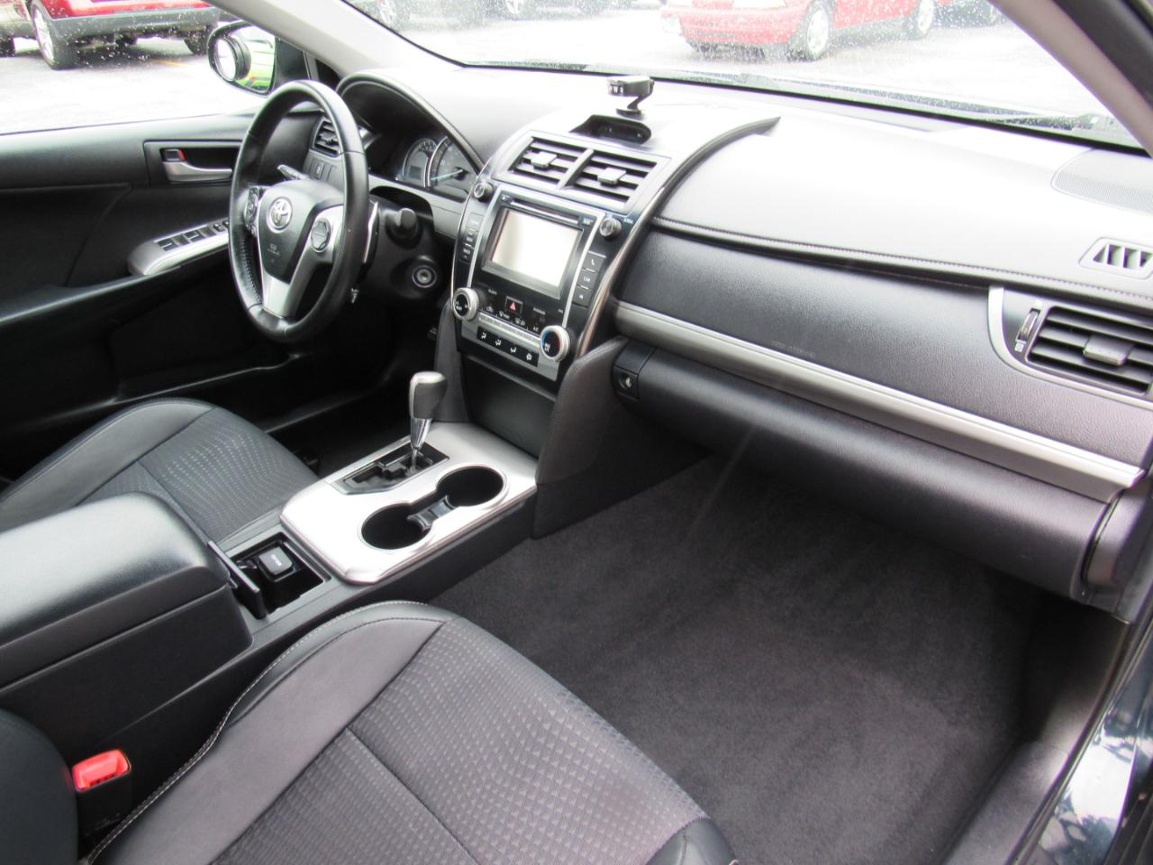 Toyota Camry 4dr Sdn I4 Auto SE Sport Limited Edition (Natl) 2012