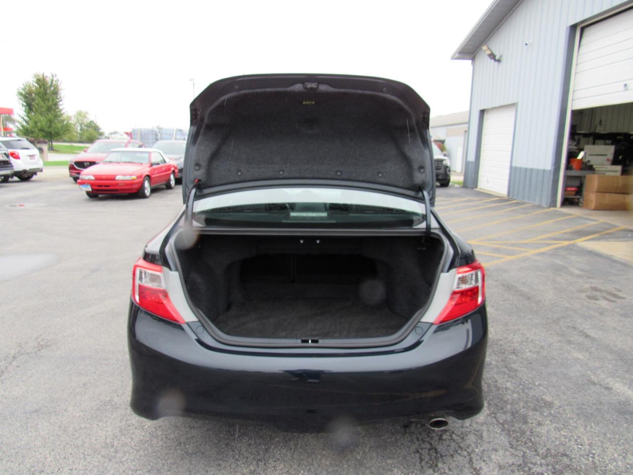 Toyota Camry 4dr Sdn I4 Auto SE Sport Limited Edition (Natl) 2012