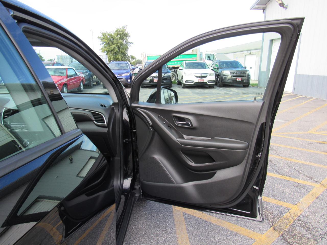 Chevrolet Trax FWD 4dr LS 2021