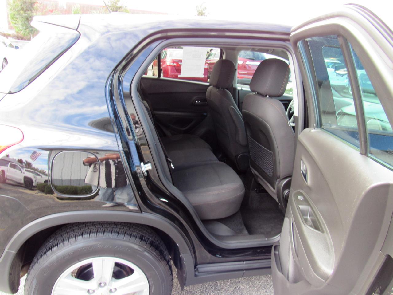 Chevrolet Trax FWD 4dr LS 2021