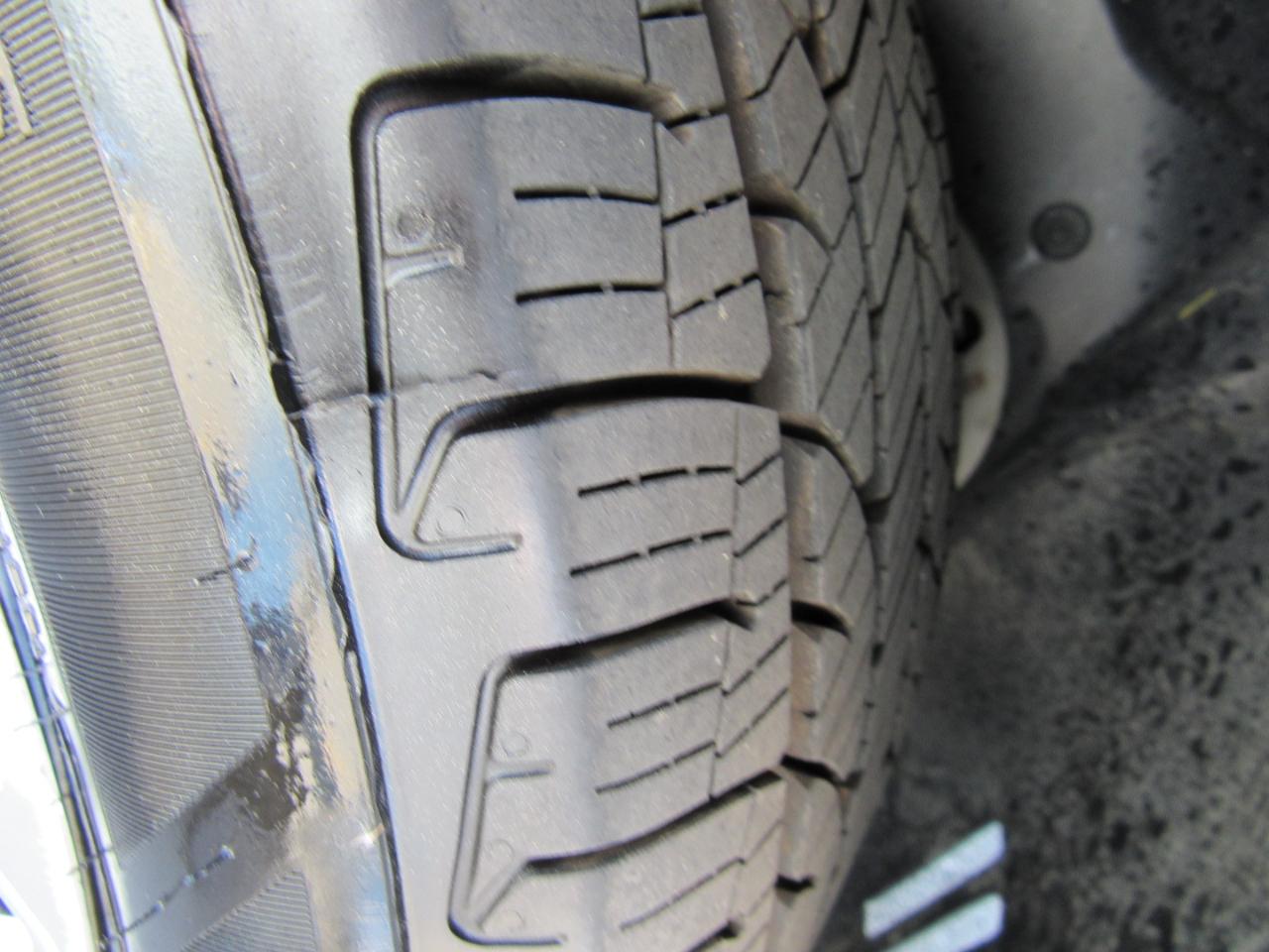 Ford Fiesta 4dr Sdn SE 2012