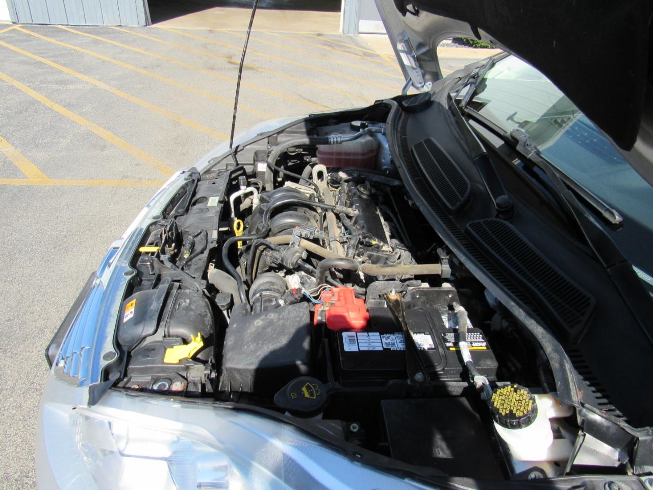 Ford Fiesta 4dr Sdn SE 2012