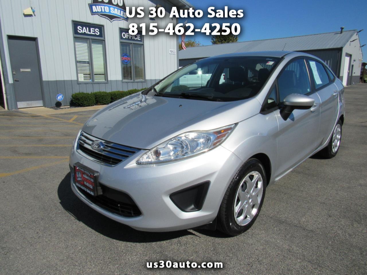 2012 Ford Fiesta 4dr Sdn SE
