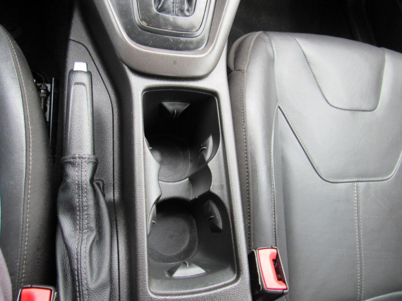 Ford Focus 4dr Sdn SE 2015