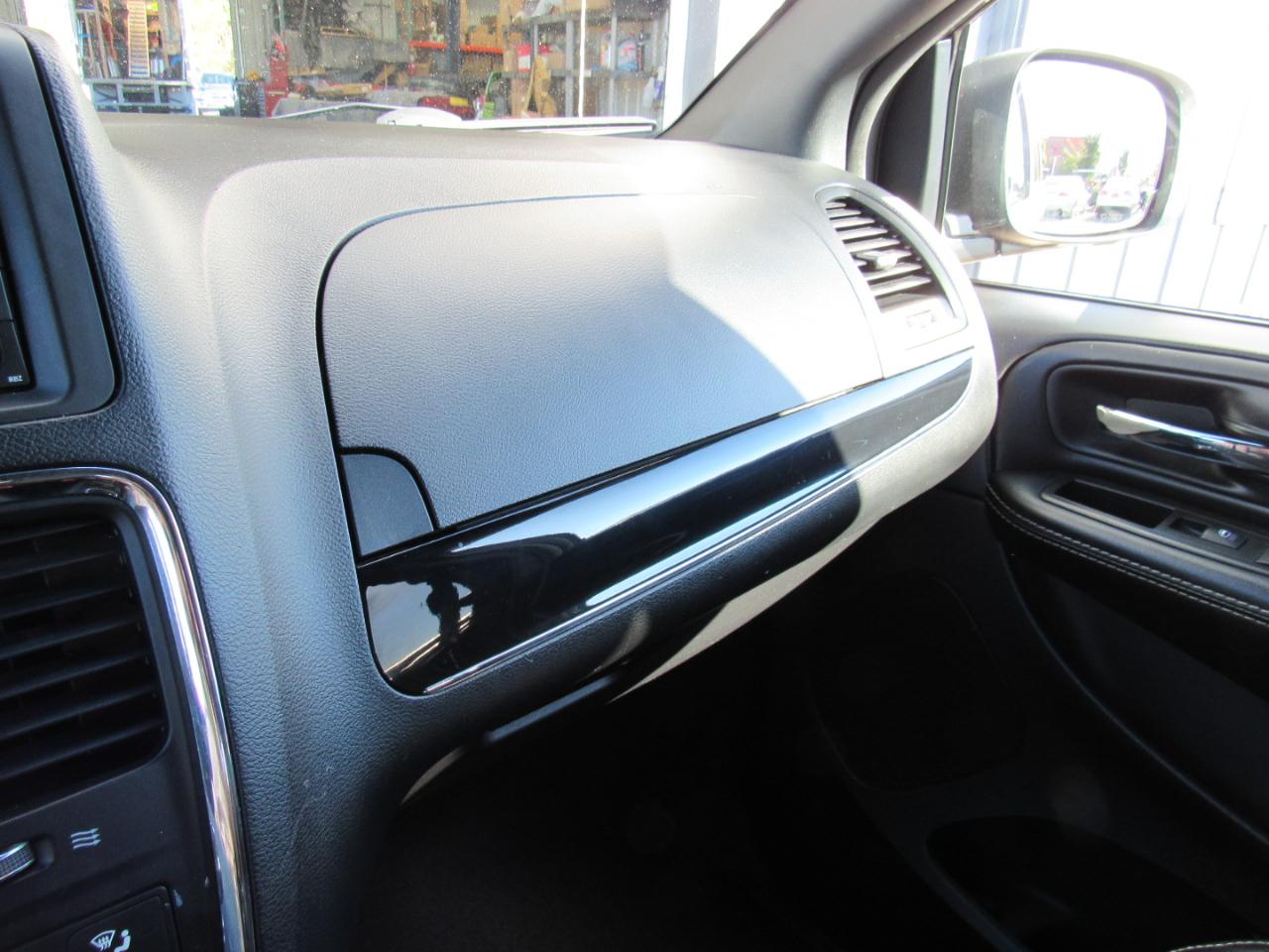 Dodge Grand Caravan 4dr Wgn SXT Plus 2015