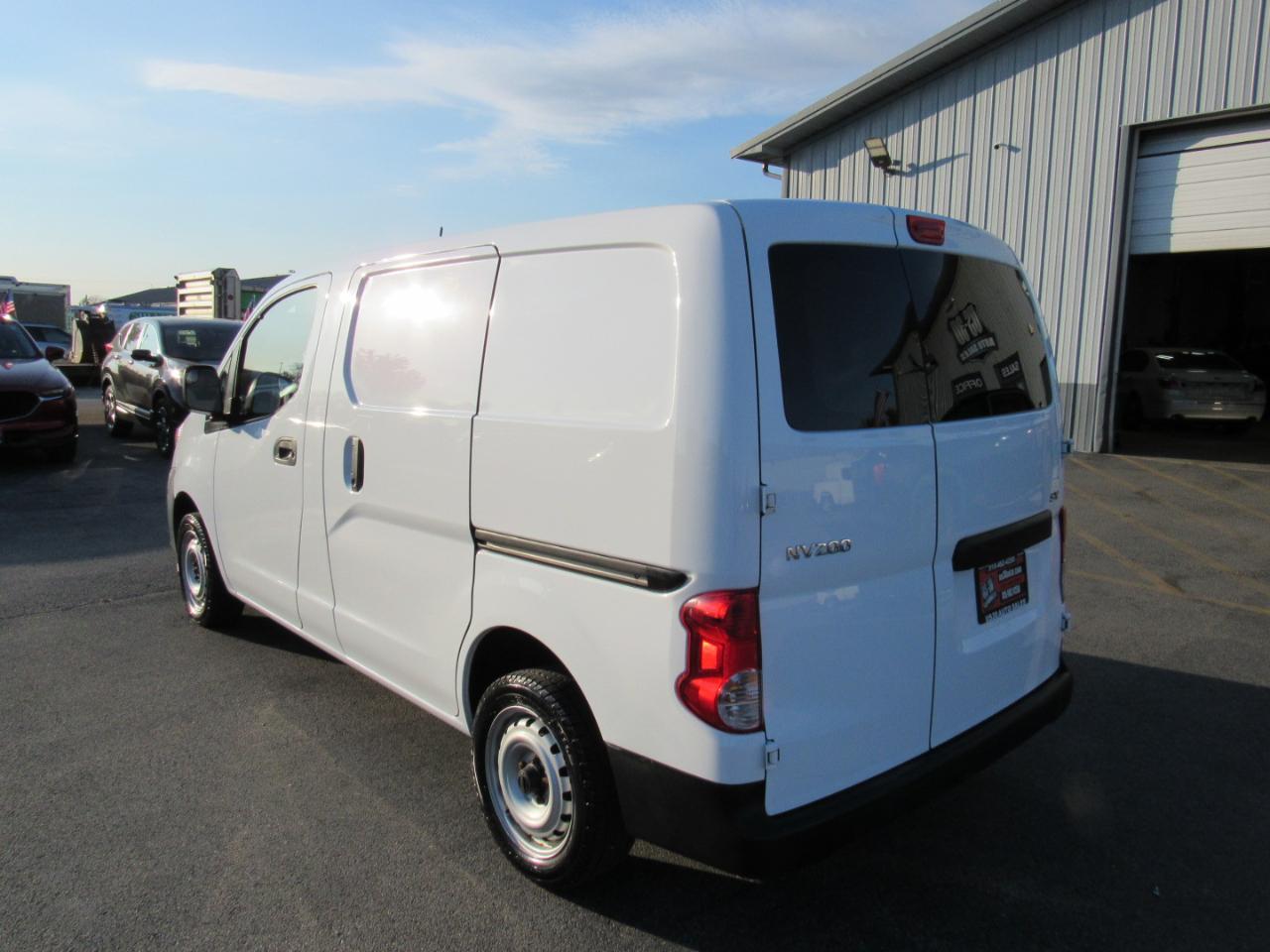 Nissan NV200 I4 SV 2013