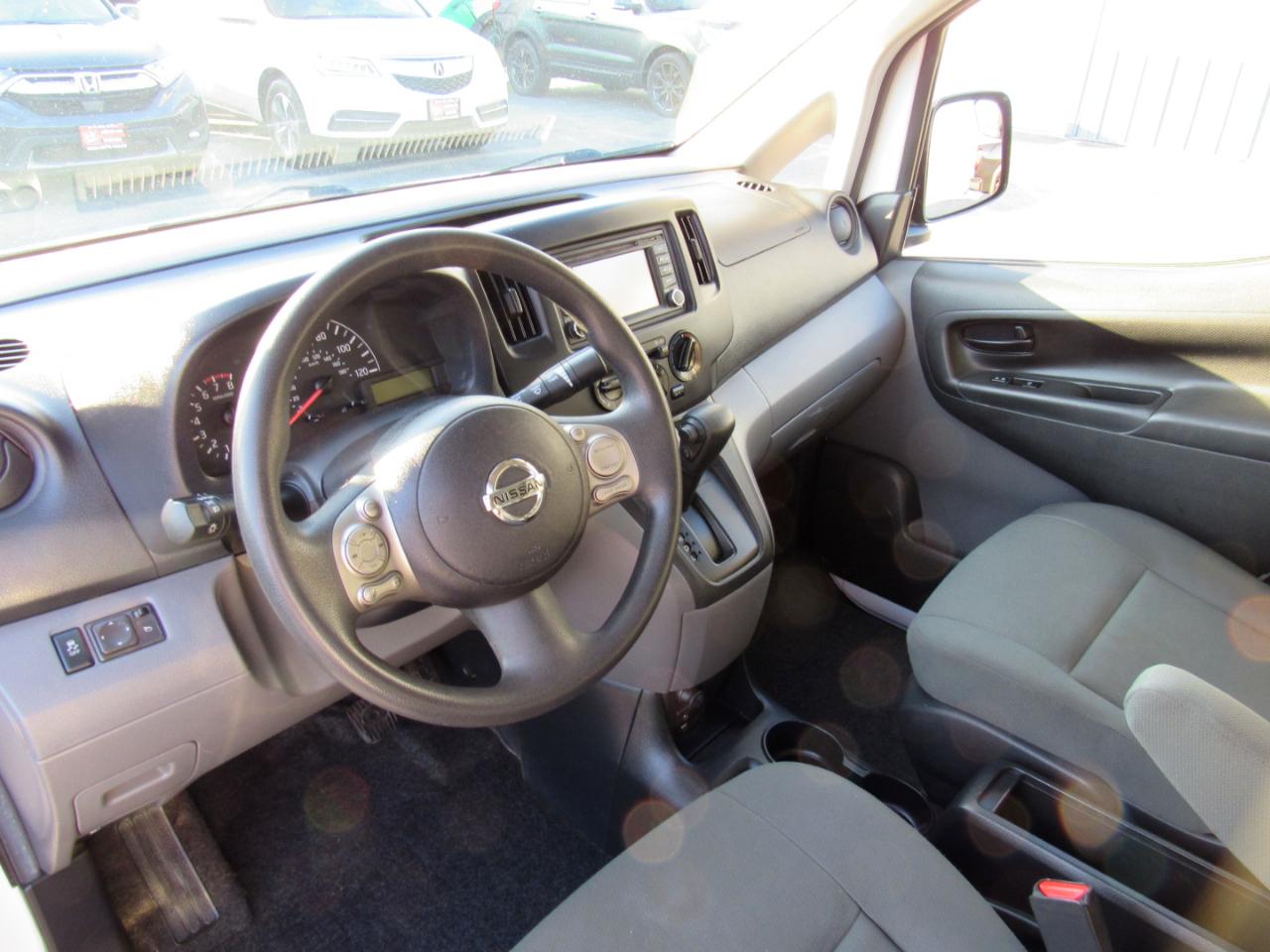 Nissan NV200 I4 SV 2013