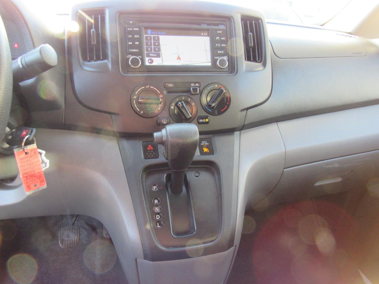 Nissan NV200 I4 SV 2013