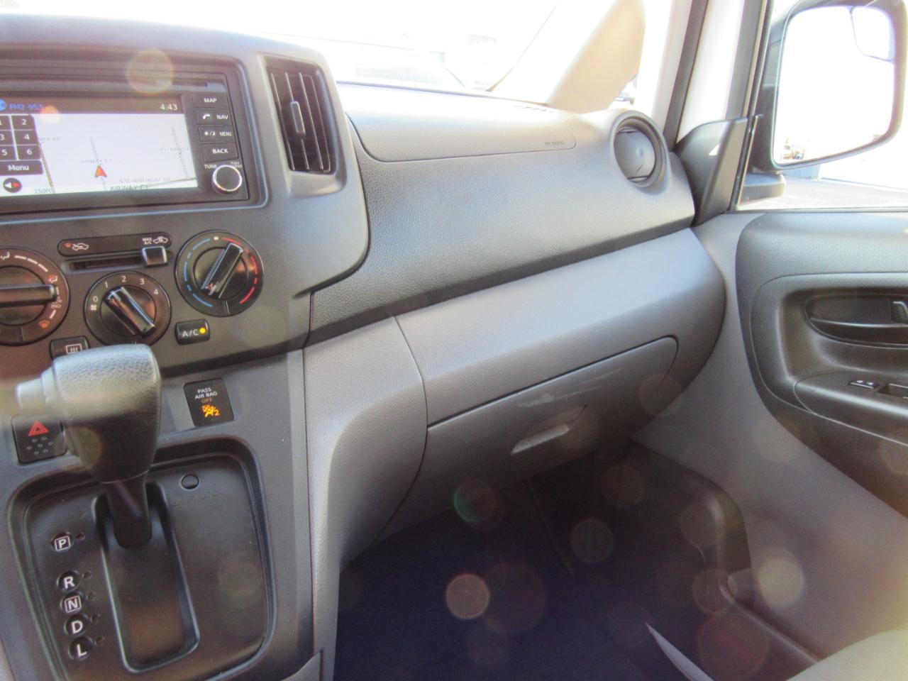 Nissan NV200 I4 SV 2013
