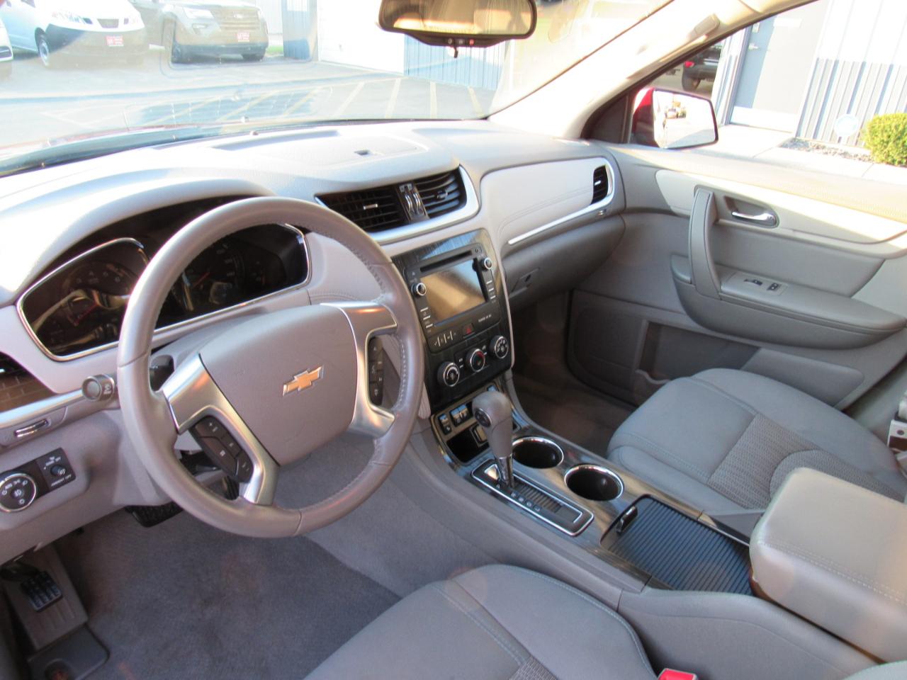 Chevrolet Traverse AWD 4dr LT w/1LT 2017