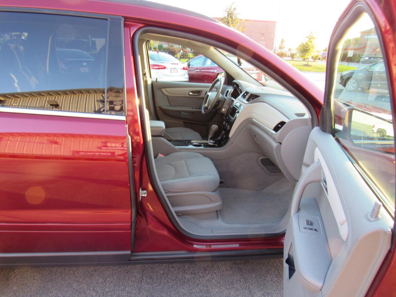 Chevrolet Traverse AWD 4dr LT w/1LT 2017