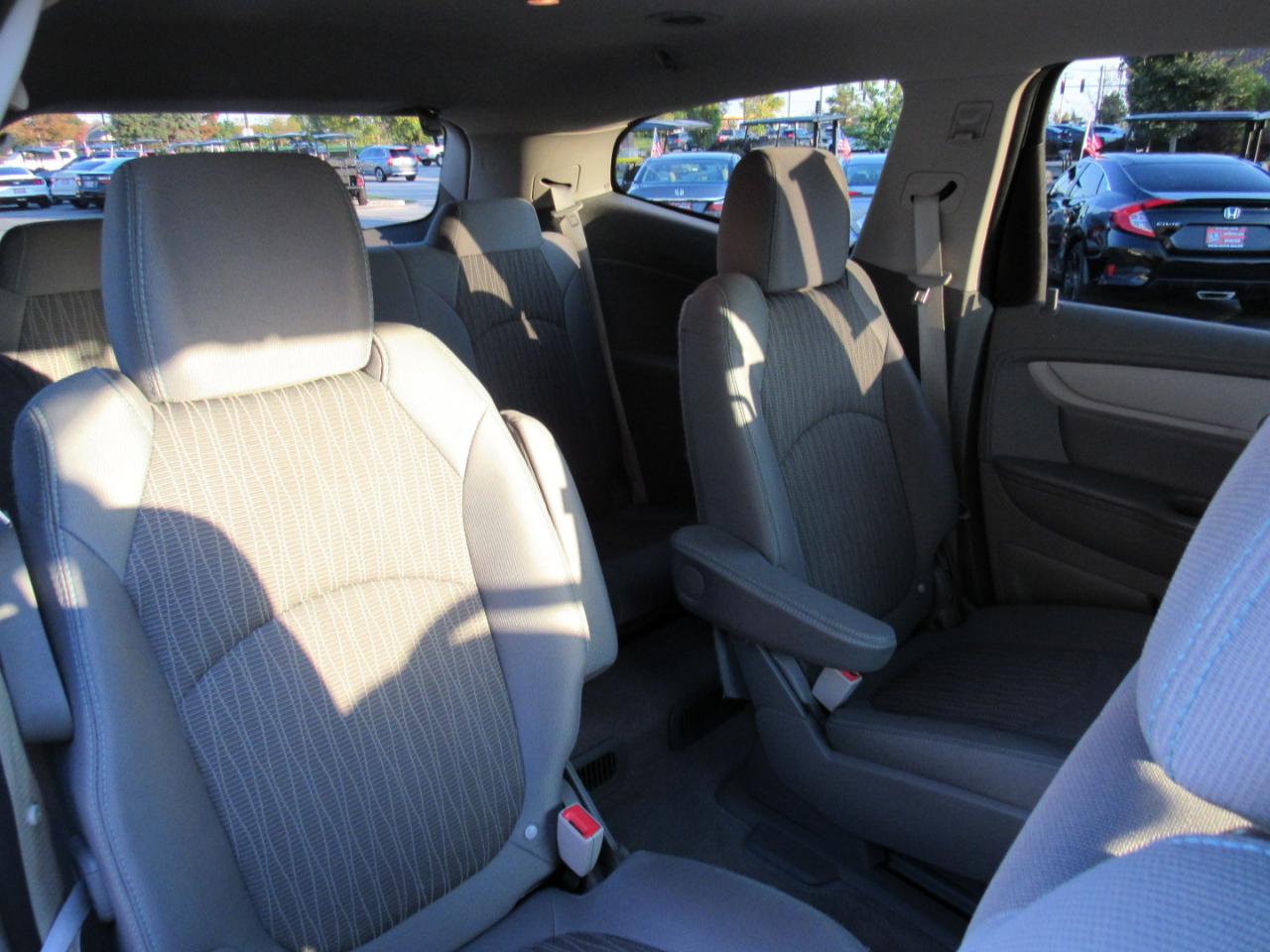 Chevrolet Traverse AWD 4dr LT w/1LT 2017