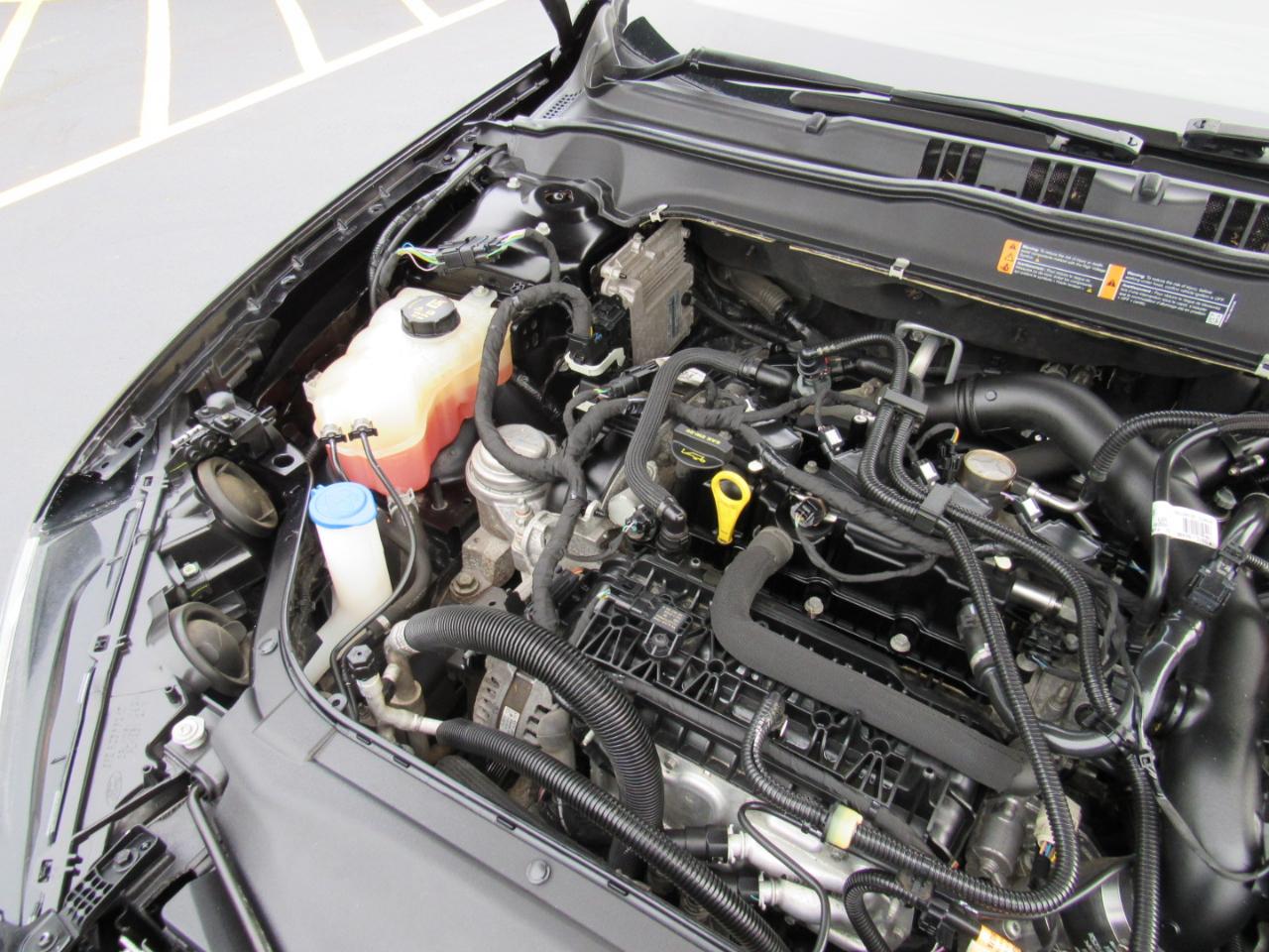 Ford Fusion SE FWD 2020