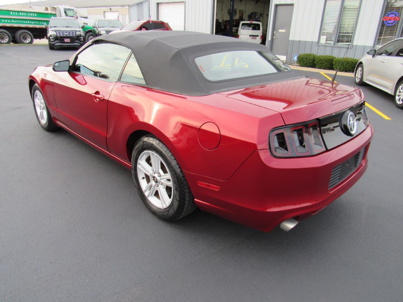 Ford Mustang 2dr Conv V6 2014