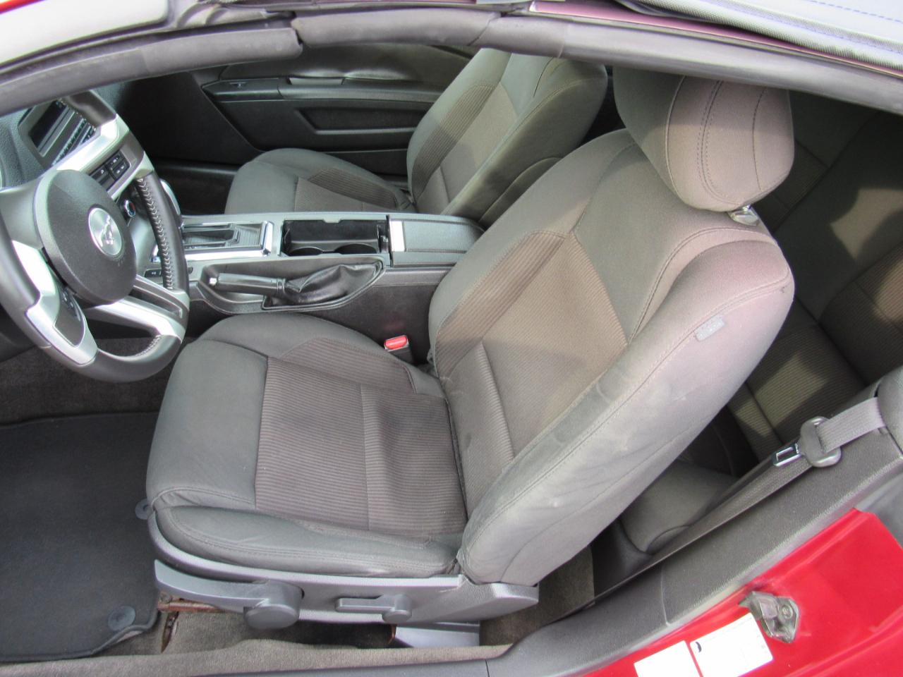 Ford Mustang 2dr Conv V6 2014