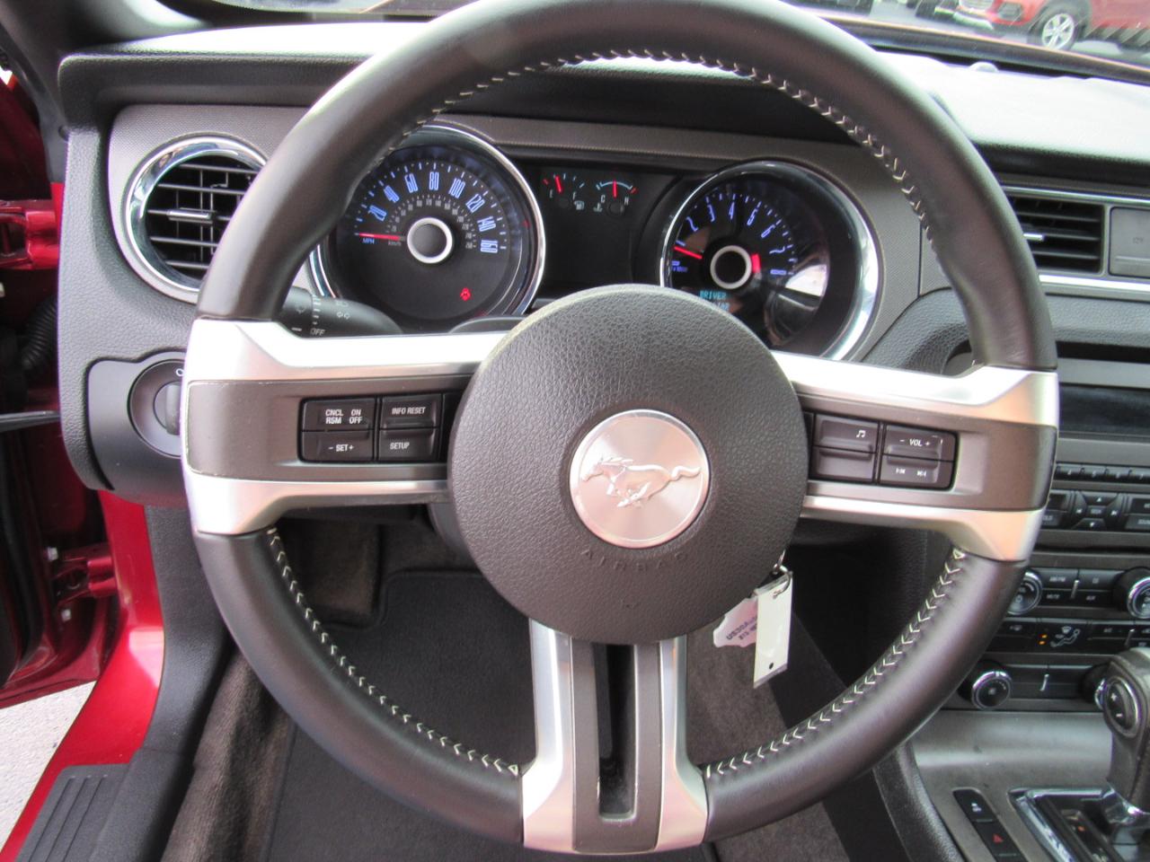 Ford Mustang 2dr Conv V6 2014