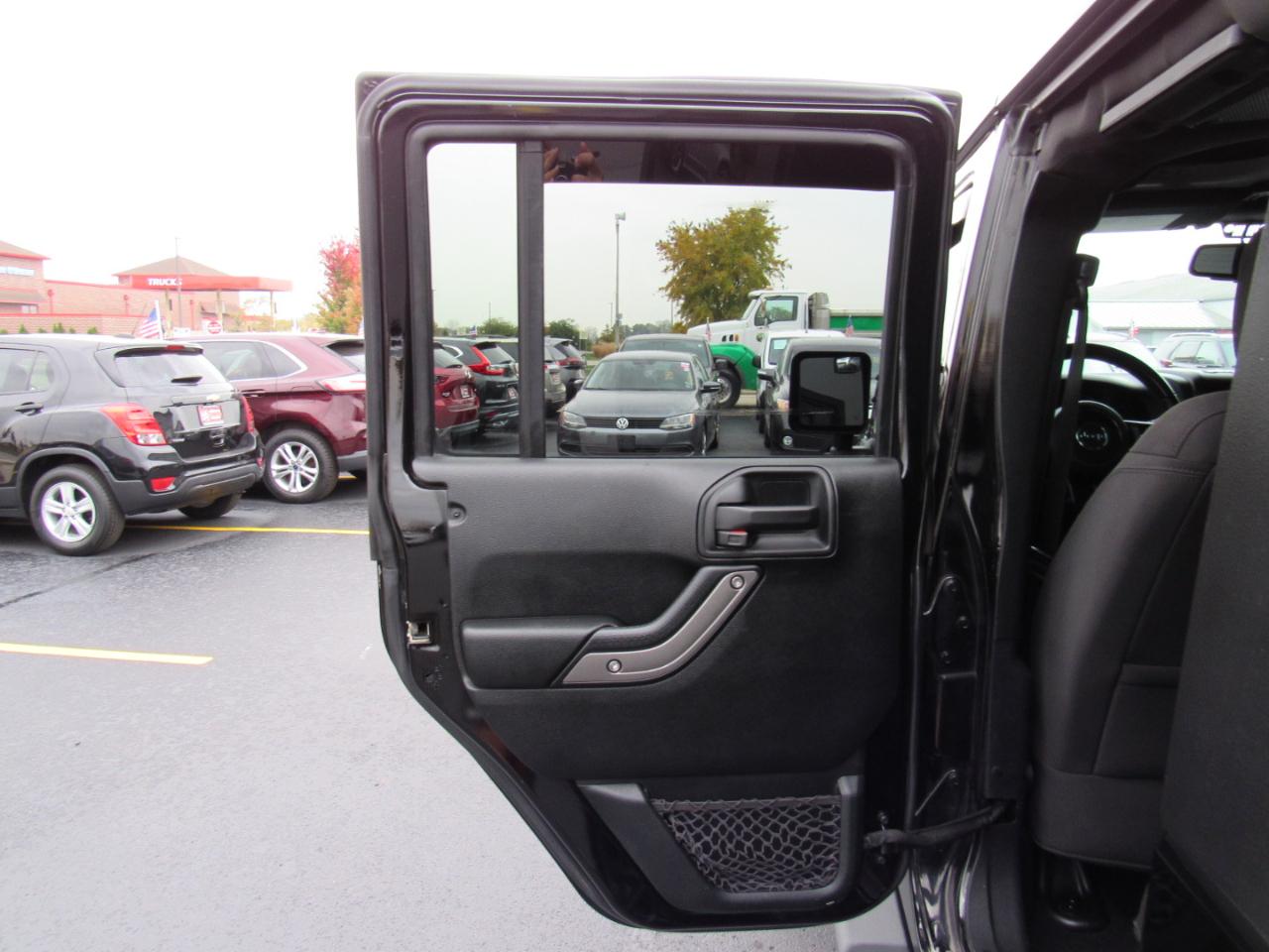 Jeep Wrangler JK Unlimited Sport S 4x4 2018