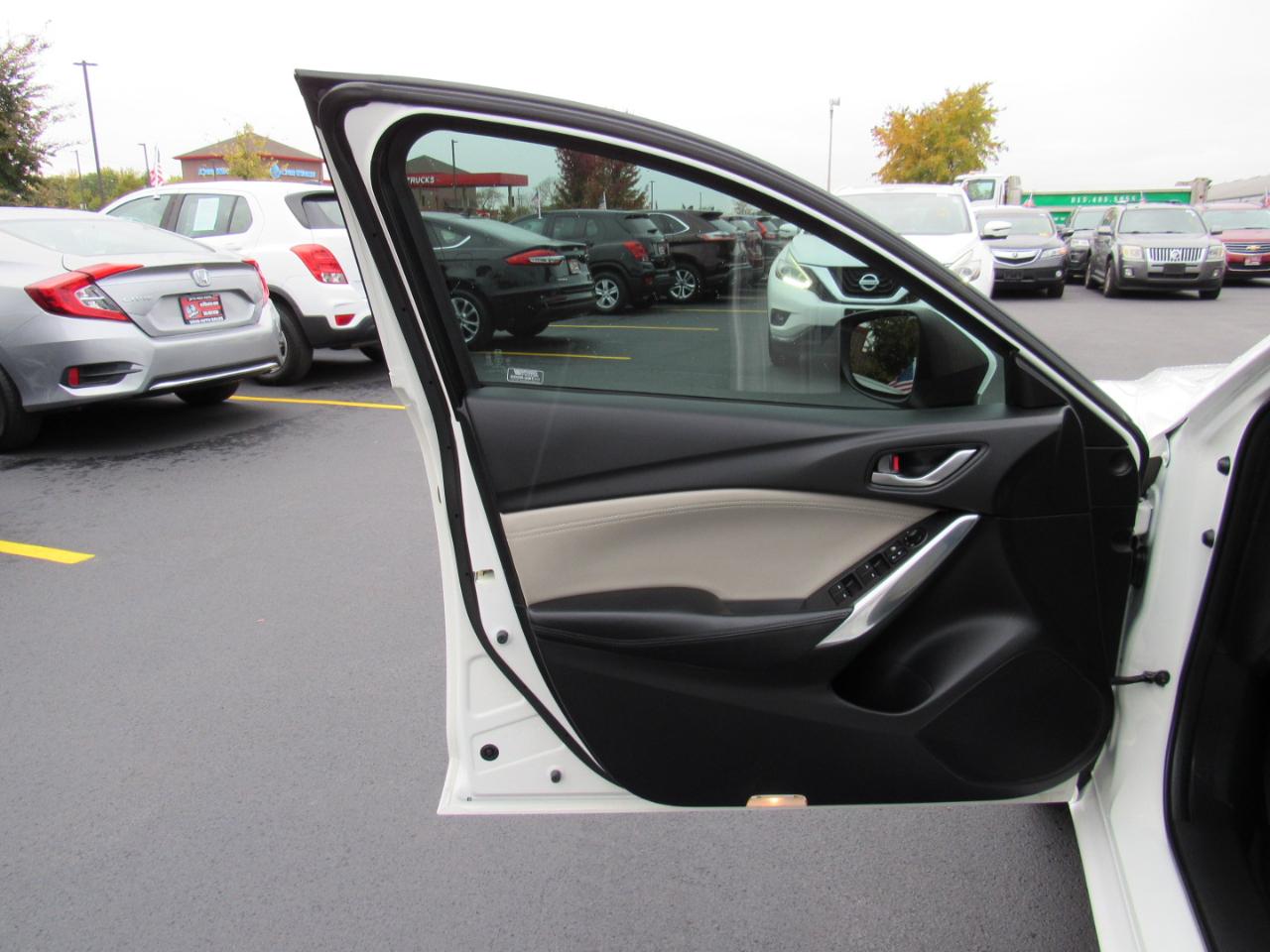 Mazda MAZDA6 4dr Sdn Auto i Touring 2015