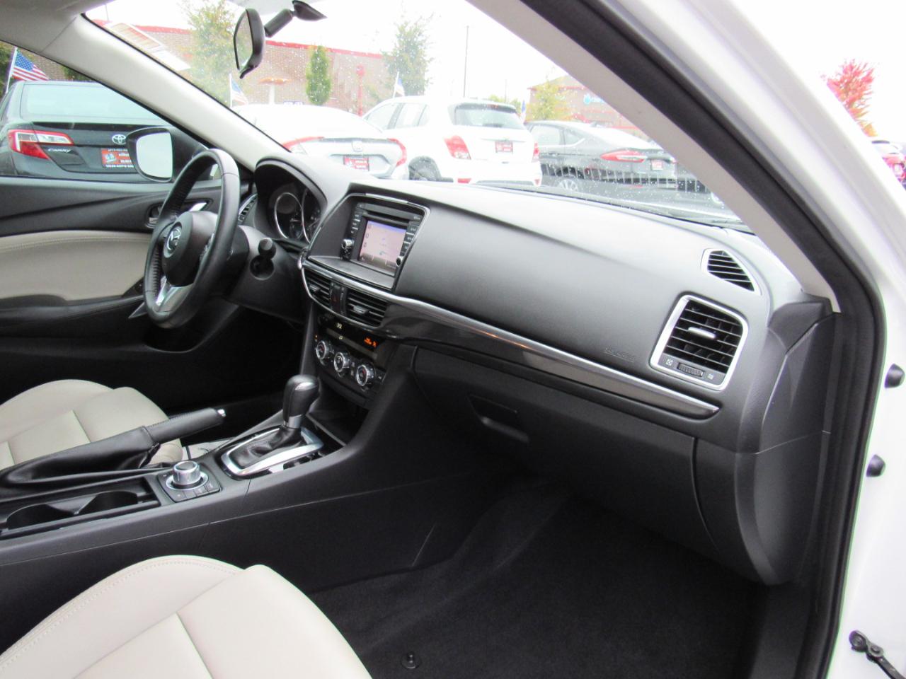 Mazda MAZDA6 4dr Sdn Auto i Touring 2015