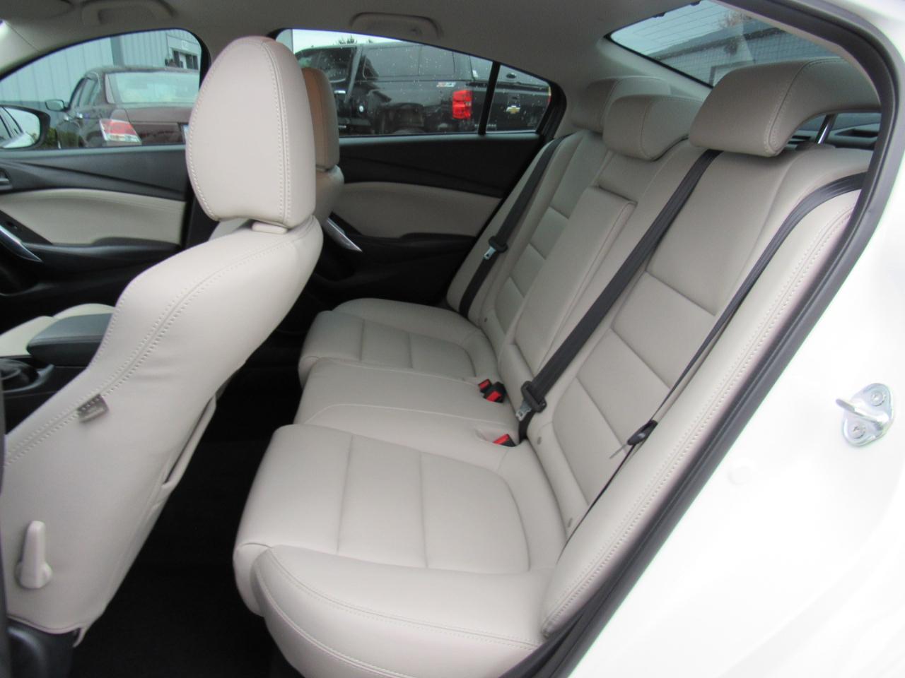 Mazda MAZDA6 4dr Sdn Auto i Touring 2015