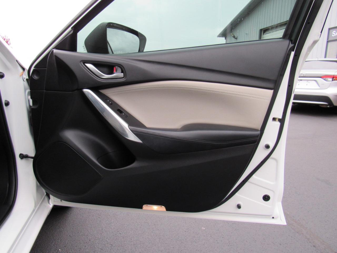 Mazda MAZDA6 4dr Sdn Auto i Touring 2015