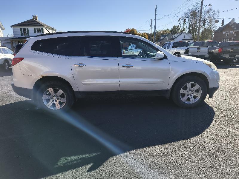 Chevrolet Traverse 2LT AWD 2012