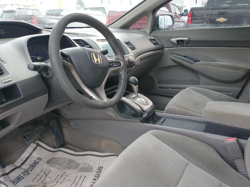 Honda Civic LX Sedan 5-Speed AT 2009