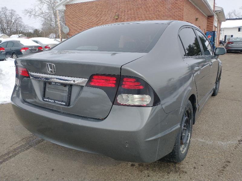 Honda Civic LX Sedan 5-Speed AT 2009