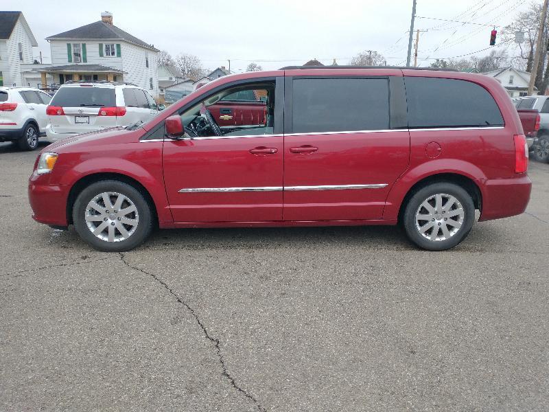 Chrysler Town & Country Touring 2016