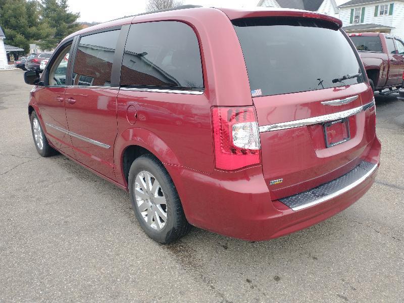 Chrysler Town & Country Touring 2016