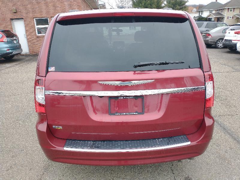 Chrysler Town & Country Touring 2016